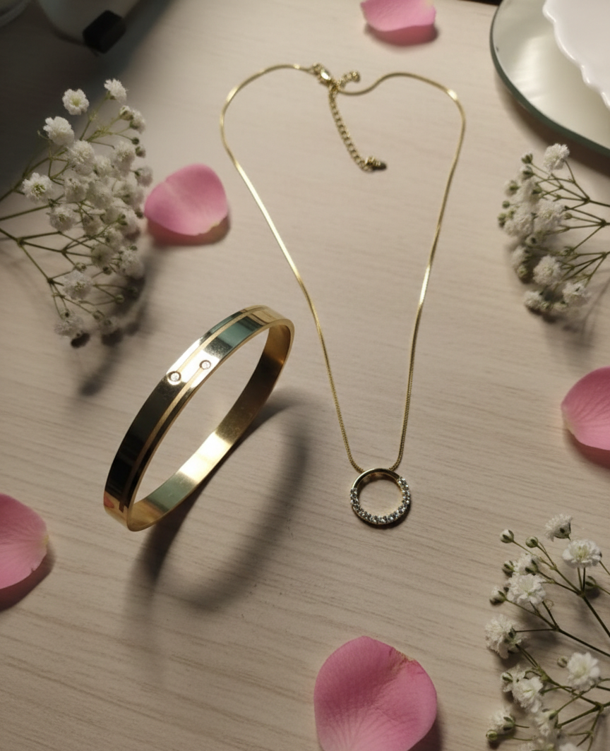 Golden love : Gold Ring Pendent Chain and Bracelet |Couple jewellery