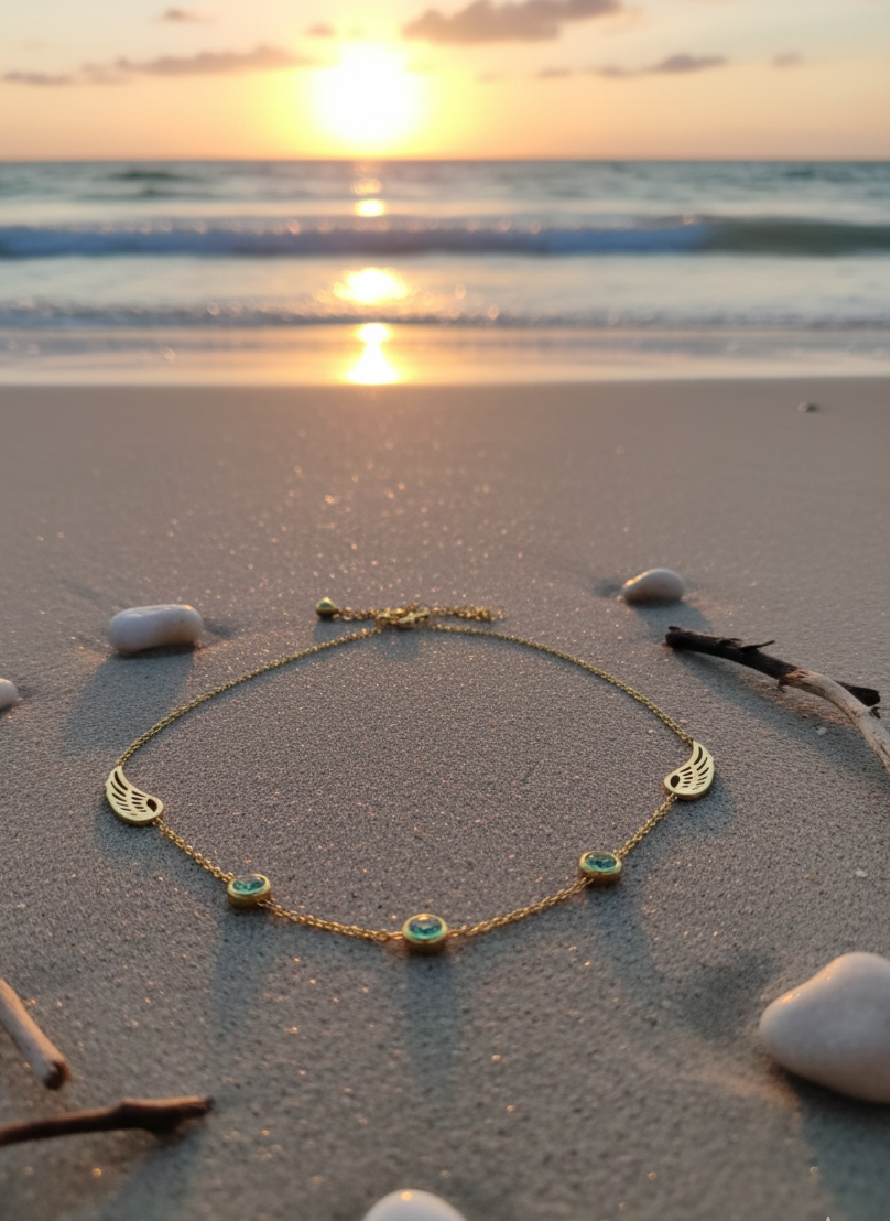 GL: 18k Gold-Plated Leaf Accent Necklace for Women