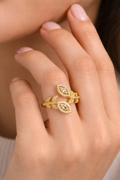 Buy Valentine’s Day Ring Online | Golden Love Jewellery for Women