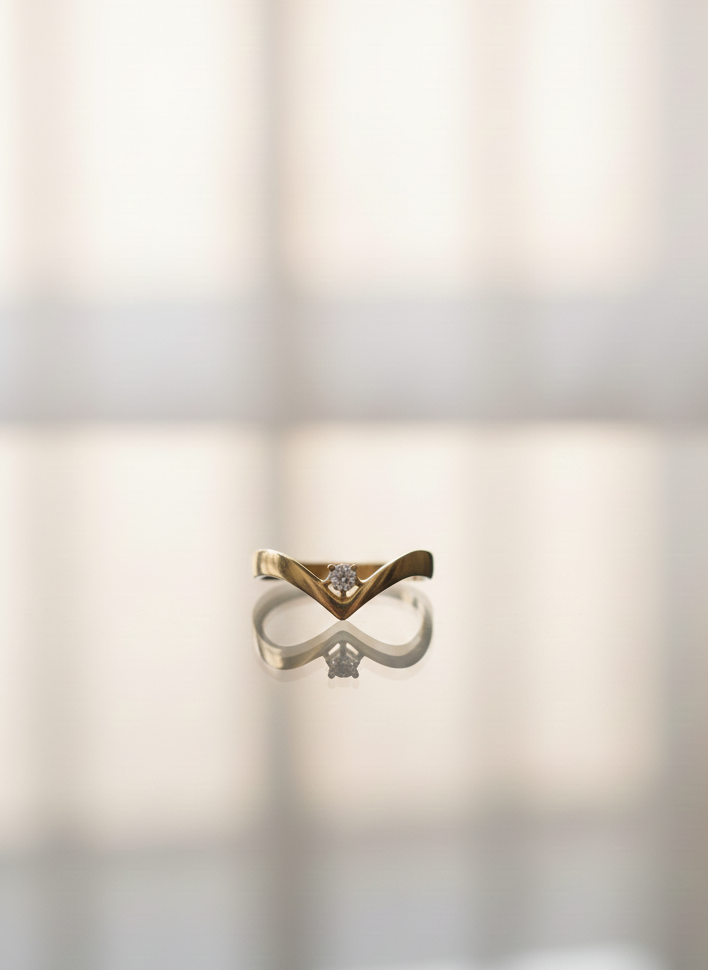 Luxury CZ Stone Gold-Tone(Anti-Tarnish) Finger-Ring (6-month warranty)