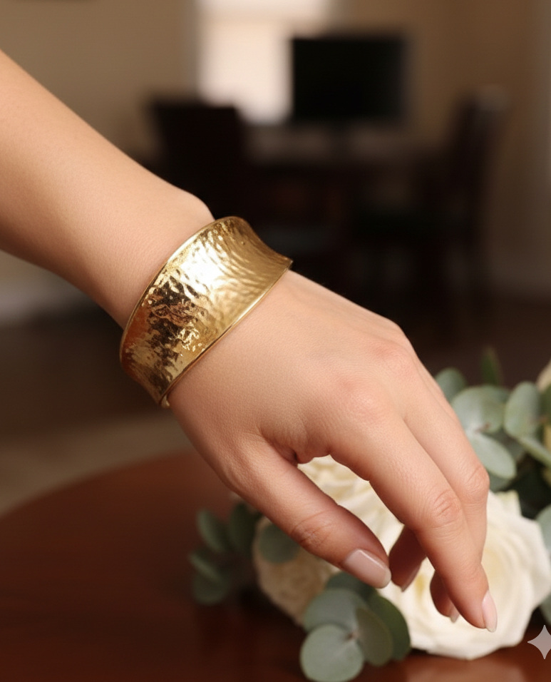 Golden Love: Turkish Link Bracelet