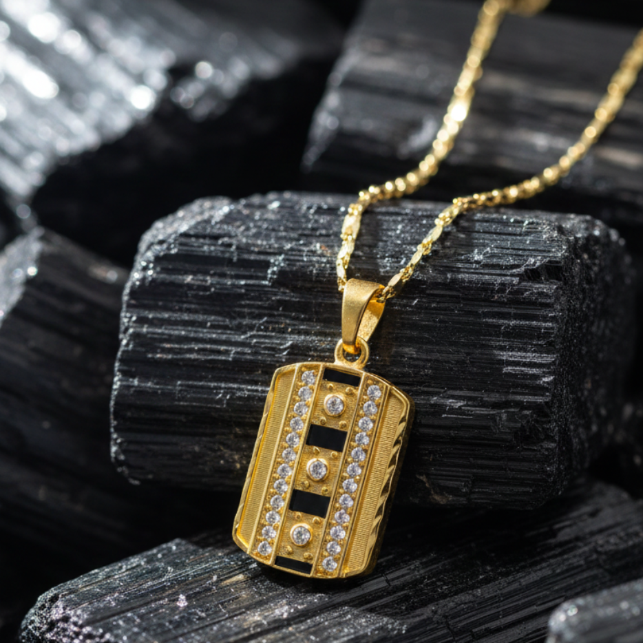 GL: 18k Gold-Plated Obsidian Blade Men's Pendant with Chain