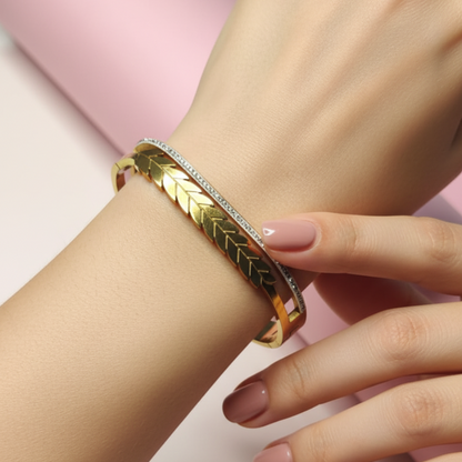 GL: Anti-Tarnish & 18k Gold-Plated Motif Bracelet