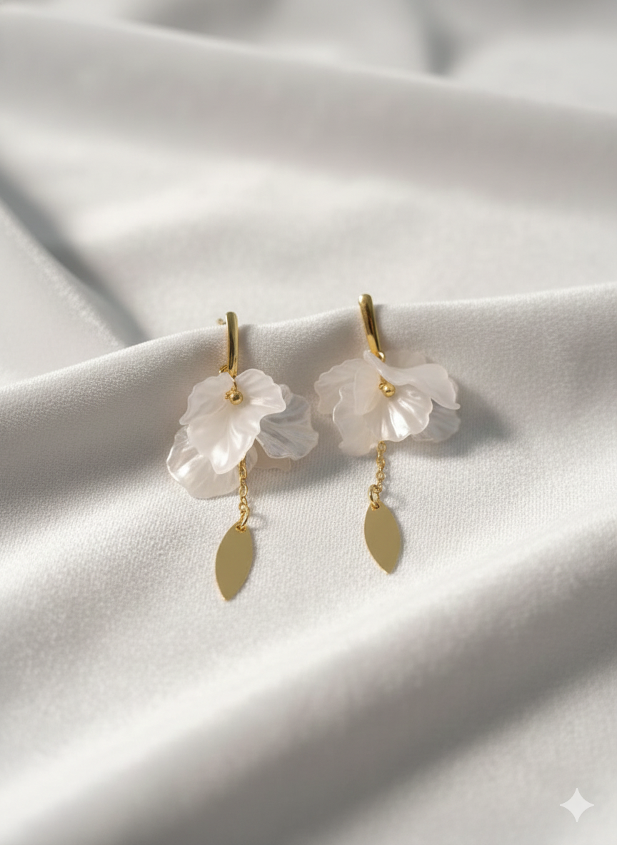 Pearl Flower Drop Anti-Tarnish Earrings (6-month warranty)