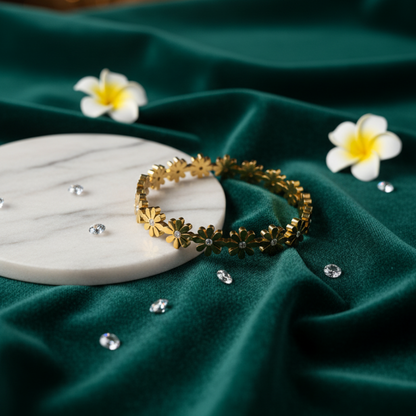 GL: 18K Gold Plated Floral Woman's Bracelet