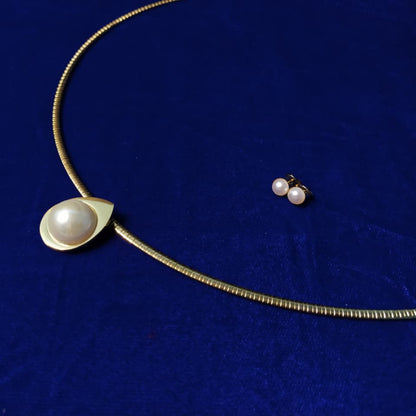 GL: Anti-Tarnish Hasli With Pearl Drop Pendant & Matching Stud Earrings